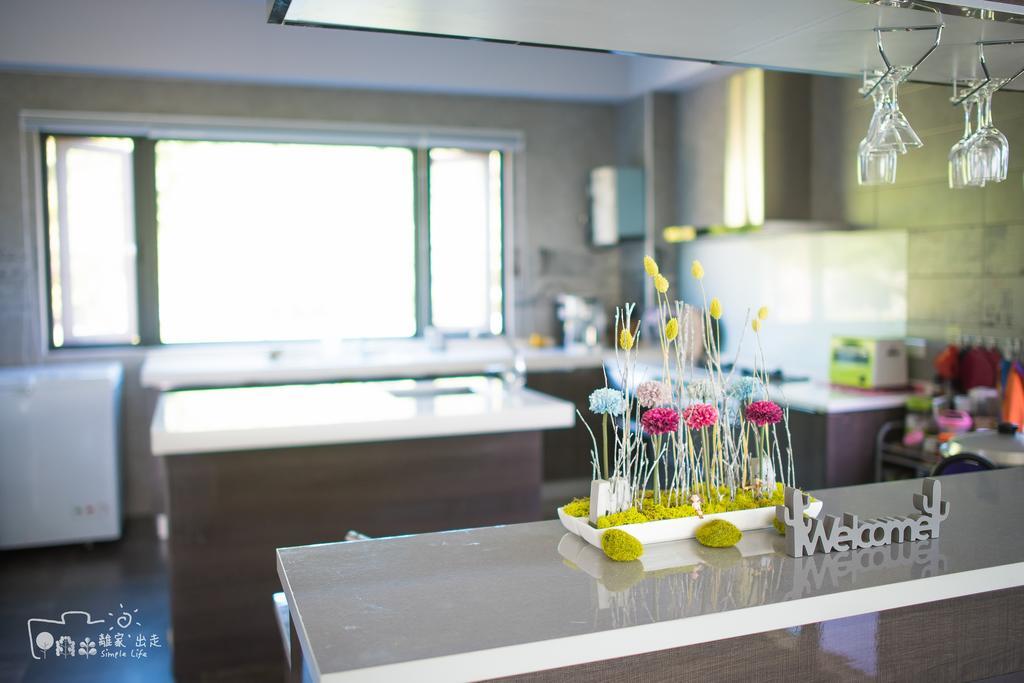 Simple Life Apartment Yuli Exterior foto